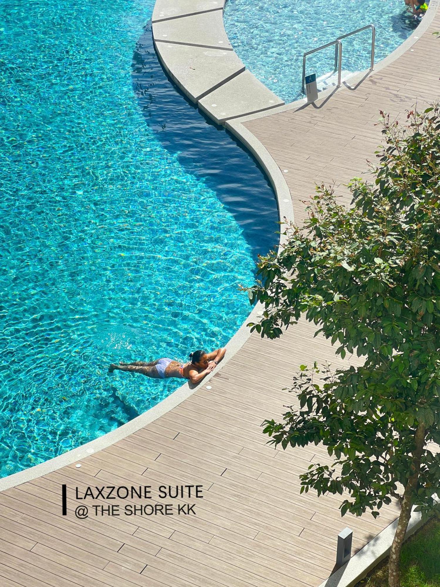 The Shore Cbd Kota Kinabalu By Laxzone Suite Zewnętrze zdjęcie