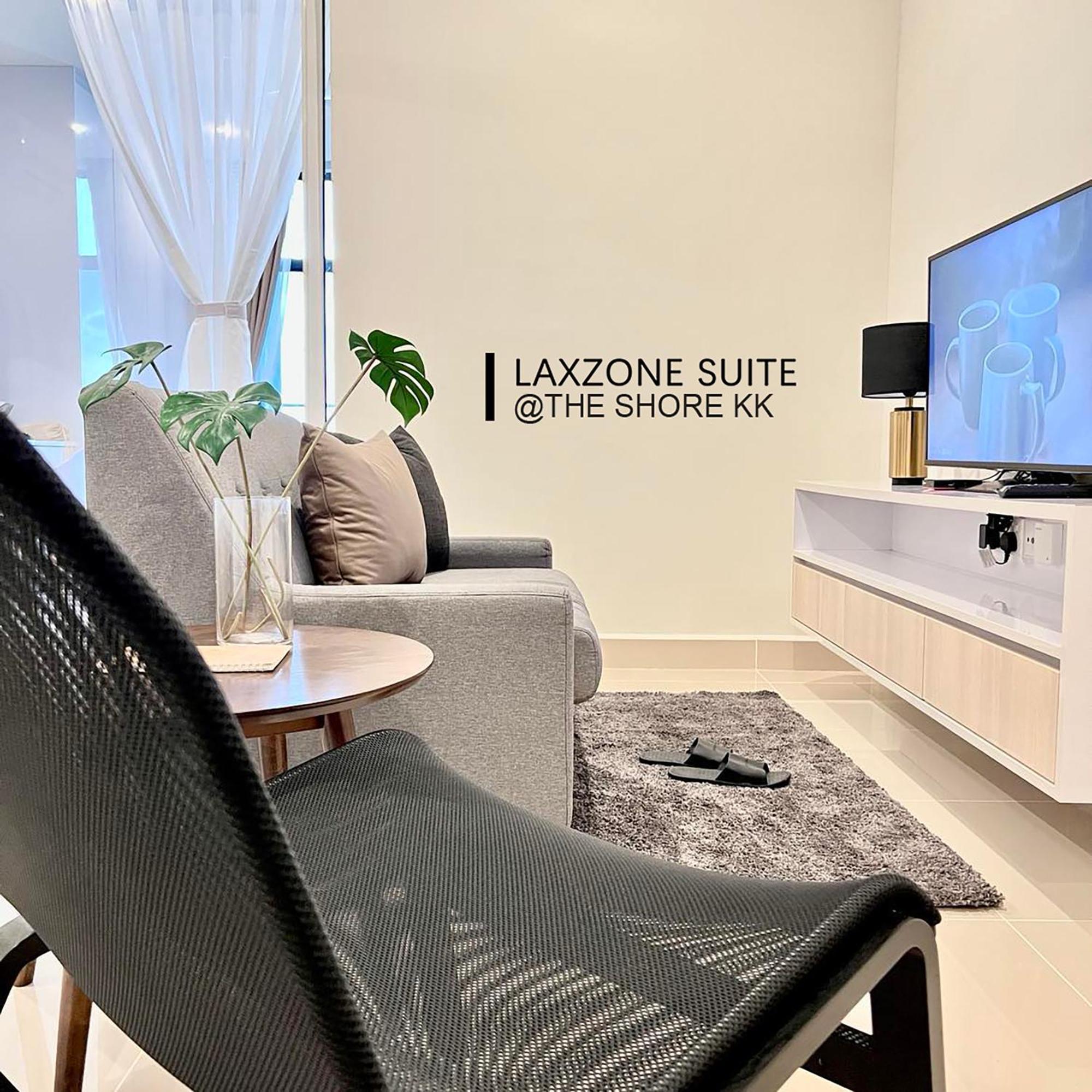 The Shore Cbd Kota Kinabalu By Laxzone Suite Zewnętrze zdjęcie