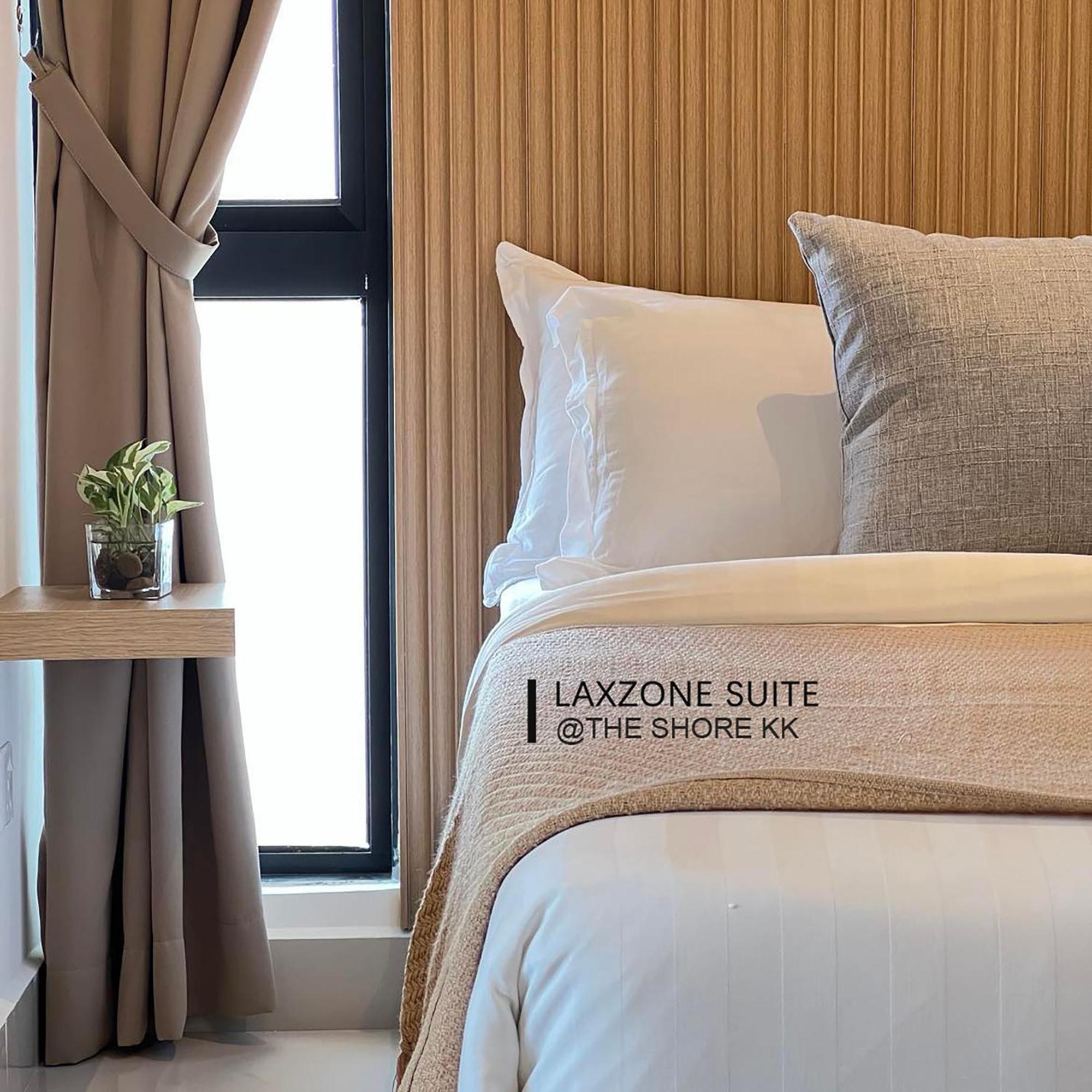 The Shore Cbd Kota Kinabalu By Laxzone Suite Zewnętrze zdjęcie