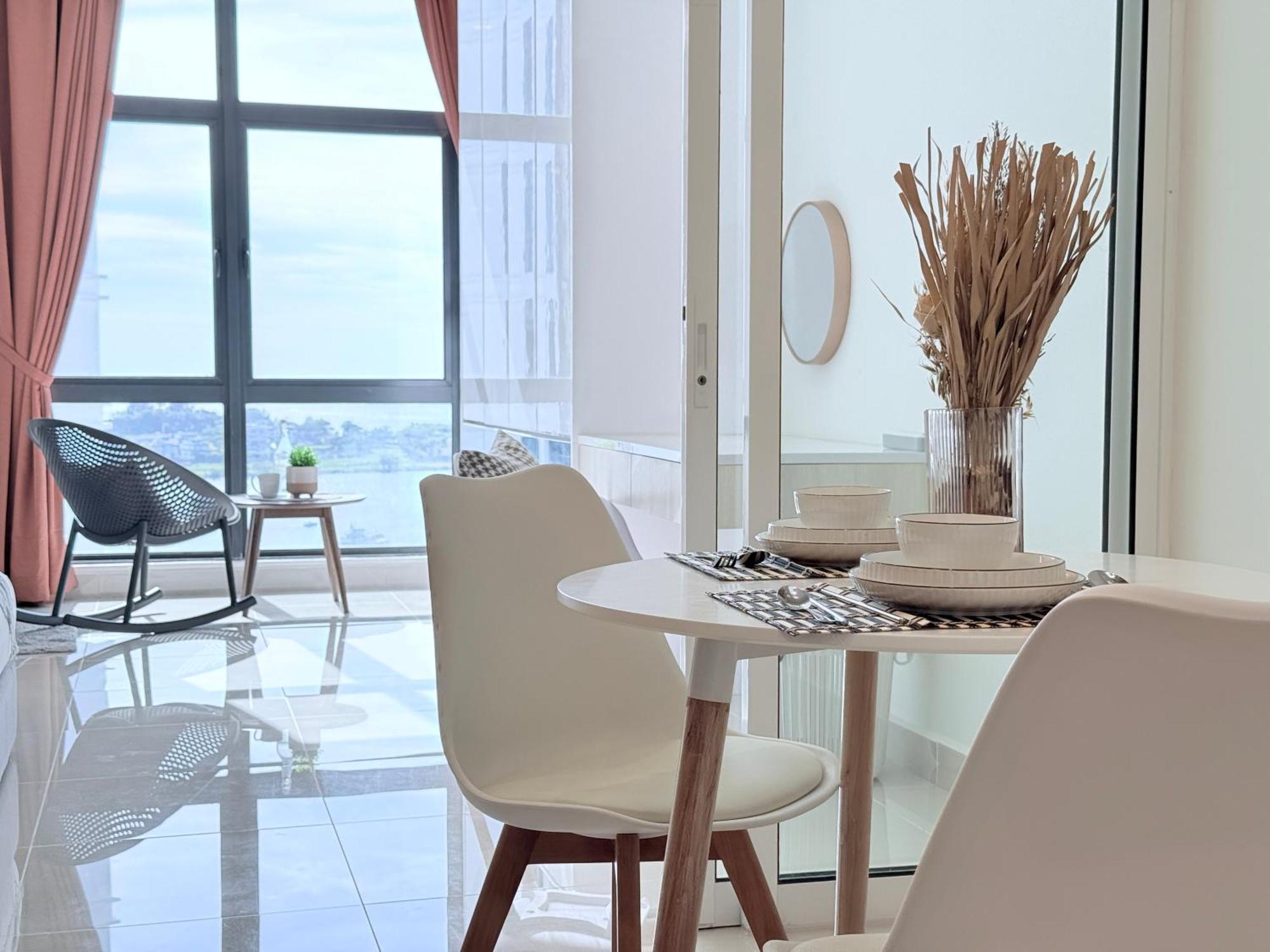 The Shore Cbd Kota Kinabalu By Laxzone Suite Zewnętrze zdjęcie