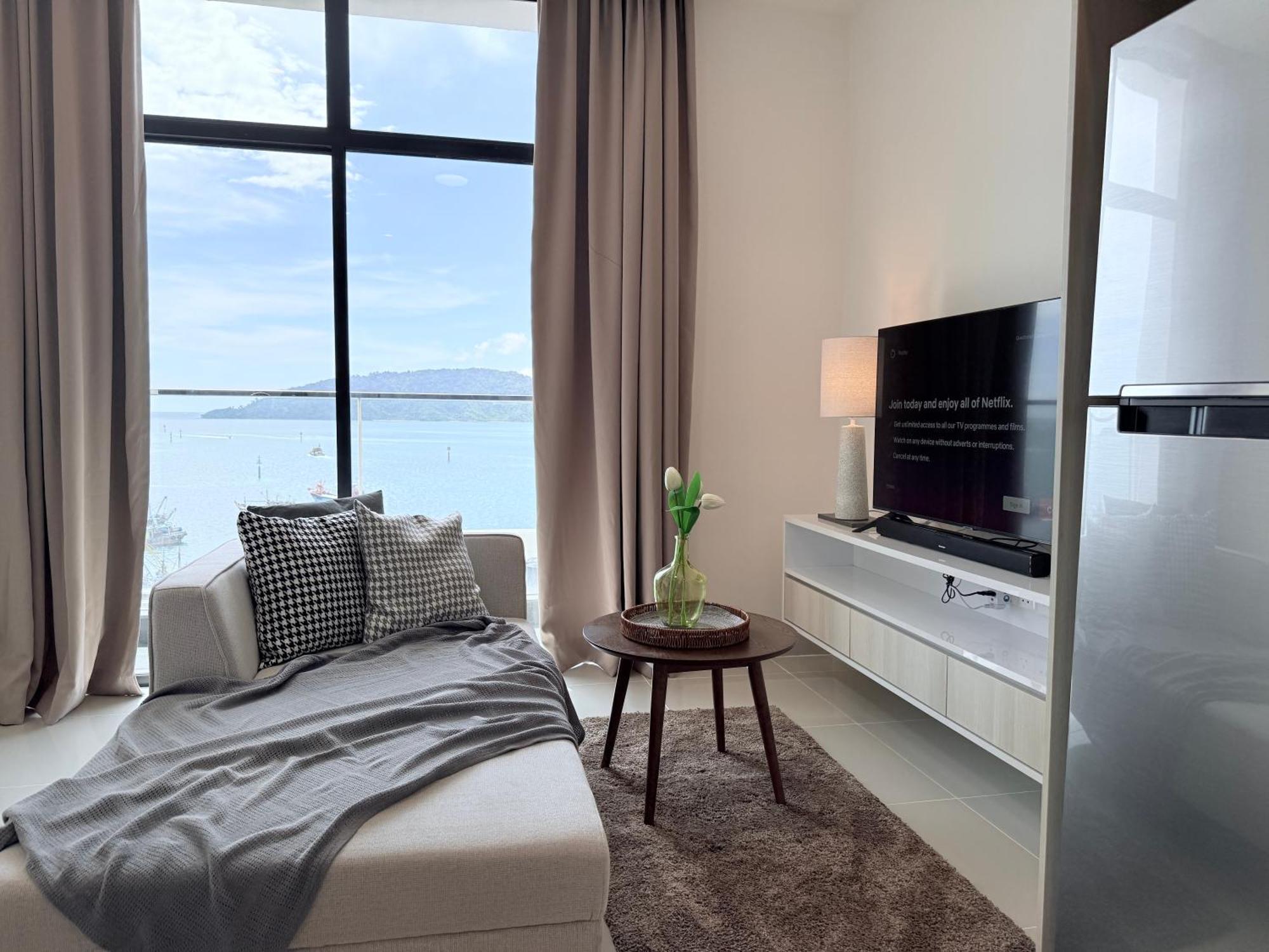 The Shore Cbd Kota Kinabalu By Laxzone Suite Pokój zdjęcie